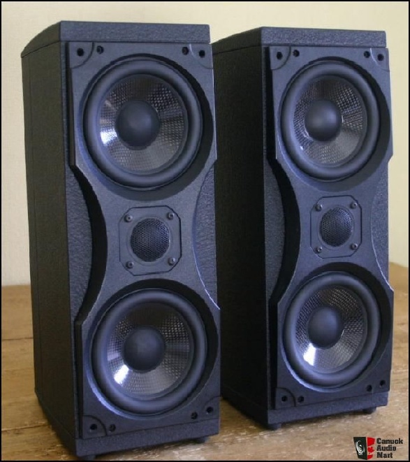 1201817-581067eb-meridian-m33-speakers.jpg