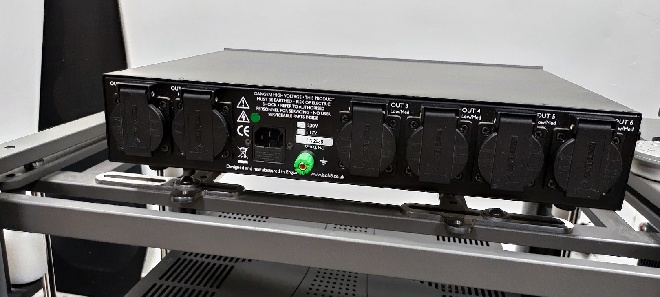 Isol 8 Rear.jpg