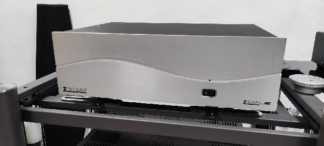 MIt Iso Strip  Front.jpg