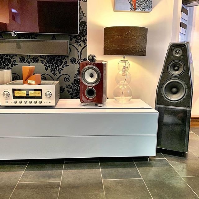 Luxman BW805 wilson.jpg