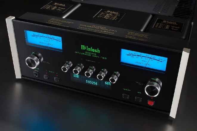 MA8900-Front-Top-background-USB-2.jpg