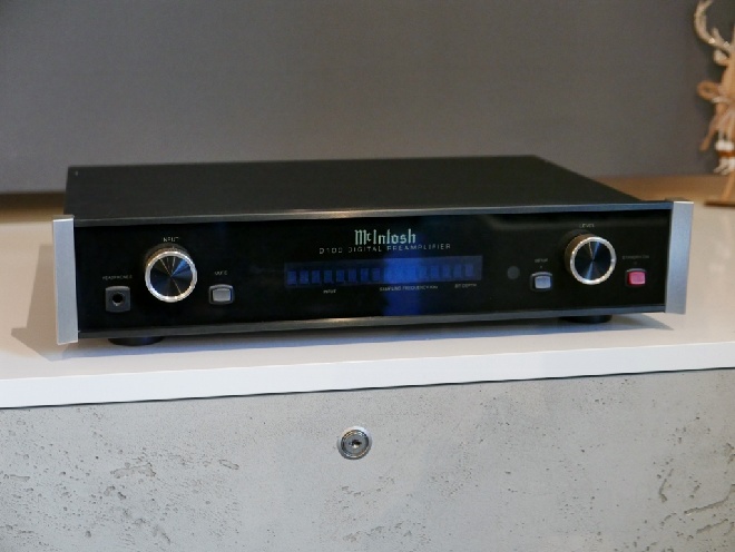 mcintosh-d100-3.jpg