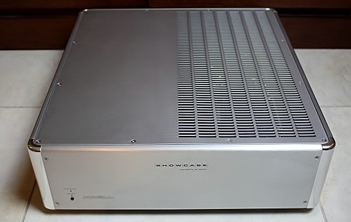 krell-showcase-7-channel-power-amplifier.jpg