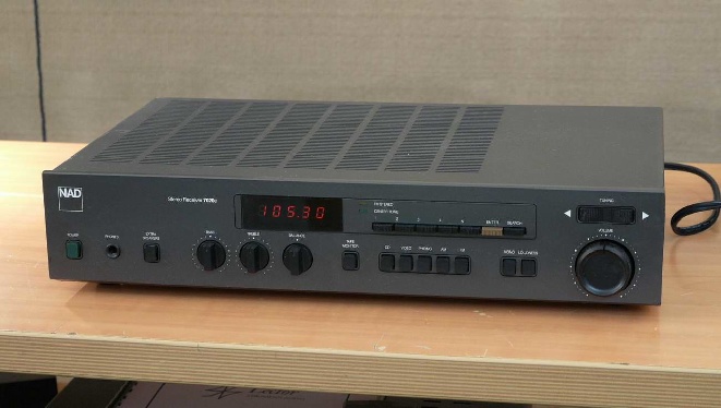 nad-7020.jpg