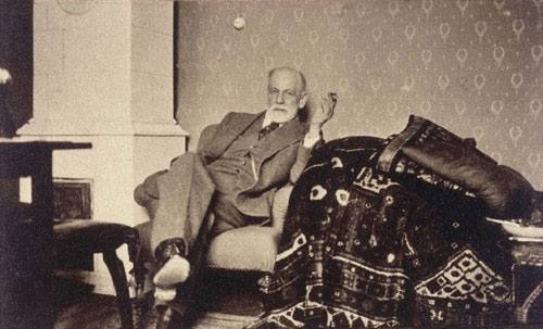 freud-and-the-couch.jpg