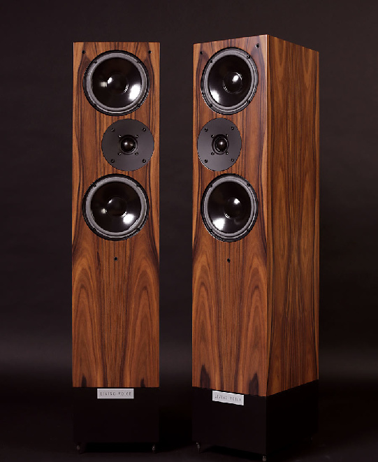 lv santos-185-900.jpg