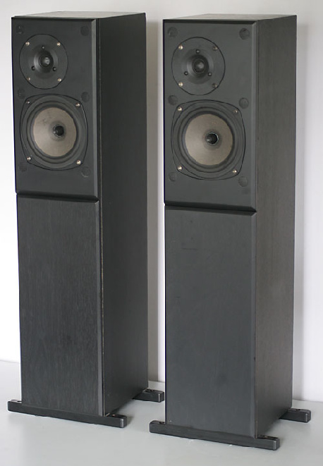 1rega-EL8-2.jpg