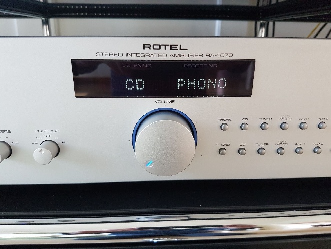 rotel-ra-1070 (1).jpg