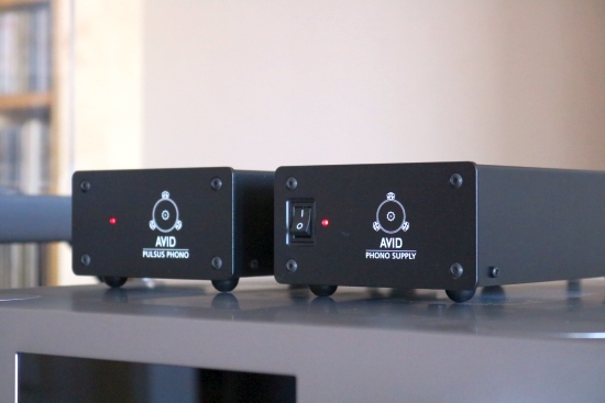 AVID_phono_stages_Pulsus_IMG_4494_550pix.jpg