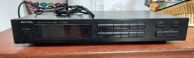 rotel tuner.jpg