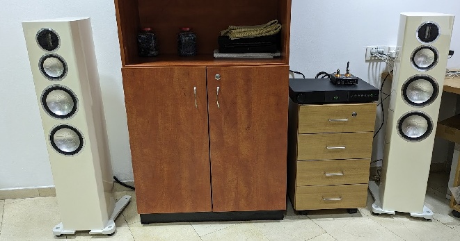 Monitir Aduio GOLD GX300  1.jpg