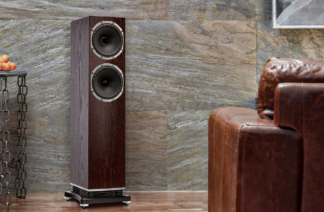 Fyne_Audio_F502.jpg
