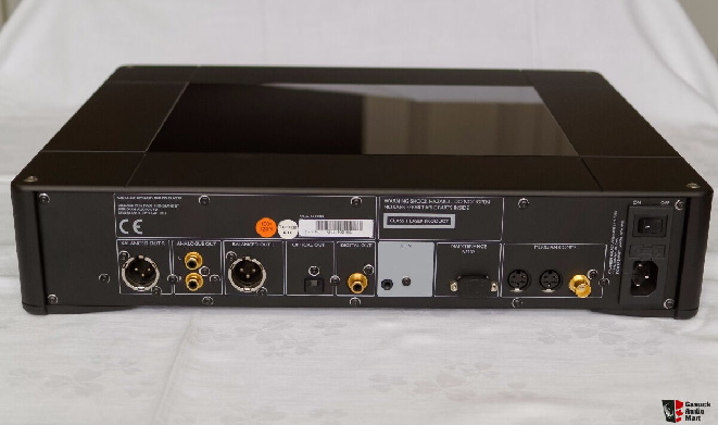 1389418-0ea9d306-meridian-g08-24-bit-upsampling-cd-player.jpg