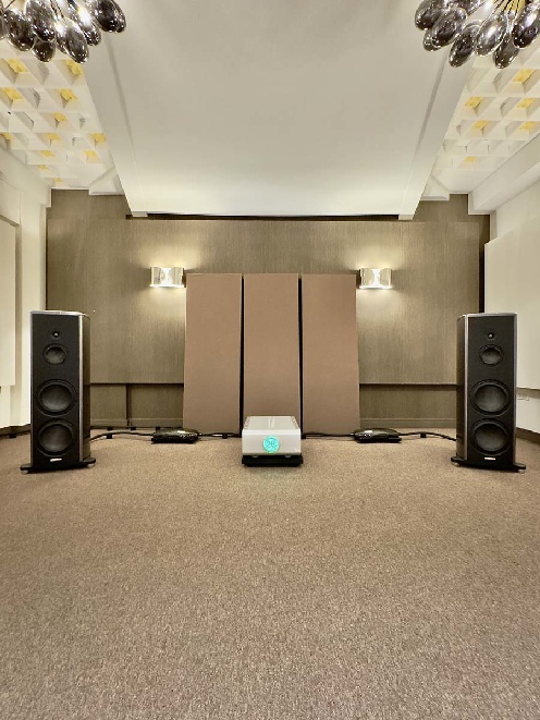 Magico s5 kj.jpg