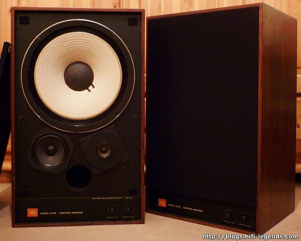 jbl 3211b control monitor.jpg