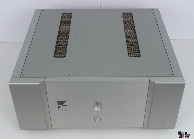 2325221-9c13addb-ayre-acoustics-v5-power-amplifier.jpg