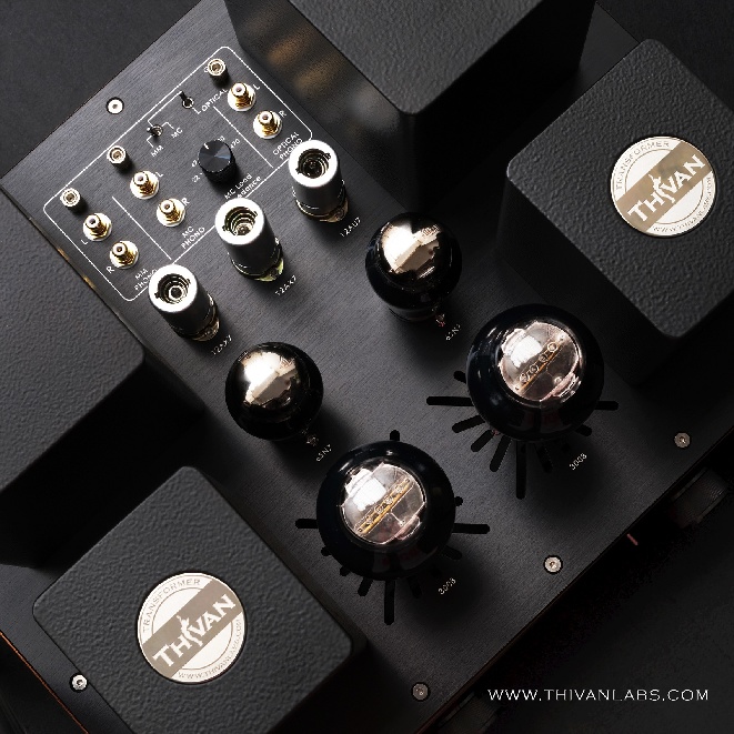 BLACK Ultimate 300 (4).jpg