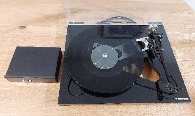R2.jpg