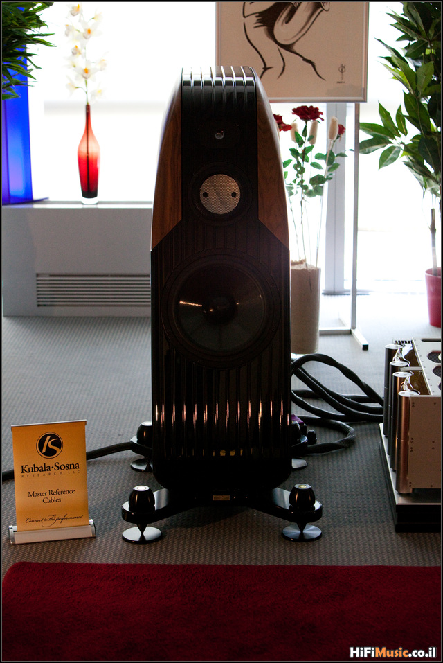 Munich High End Show 2009 Kharma & Chord Room